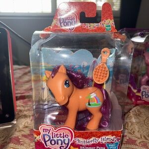 My Little Pony Butterfly Island Shimmer Pony - Island Rainbow NIB 2005